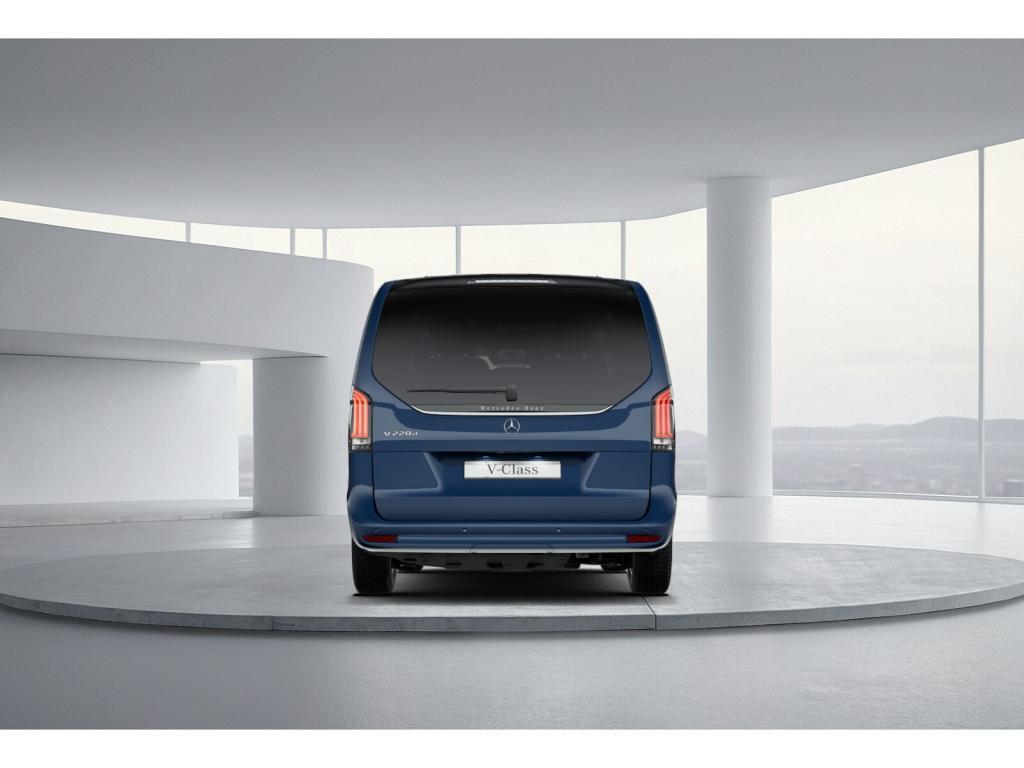 Mercedes-Benz V 220 2024 г. Синий, пробег 51800 км