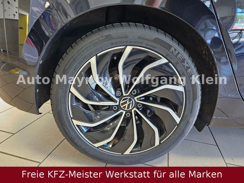 Volkswagen Golf 2022 г. Чёрный, пробег 41200 км