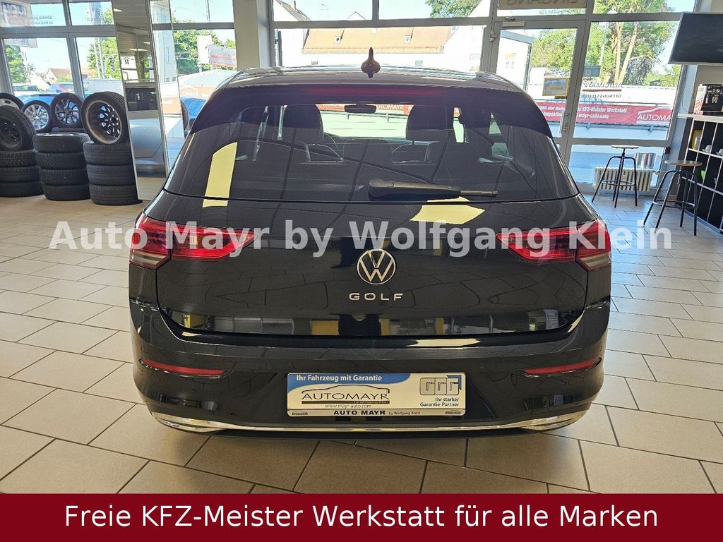 Volkswagen Golf 2022 г. Чёрный, пробег 41200 км