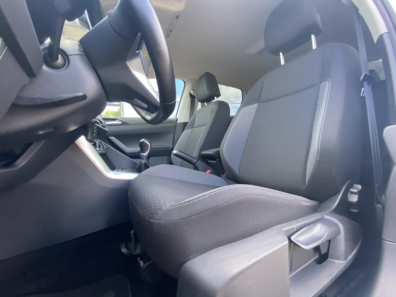 Volkswagen Taigo 2022 г. Белый, пробег 34062 км
