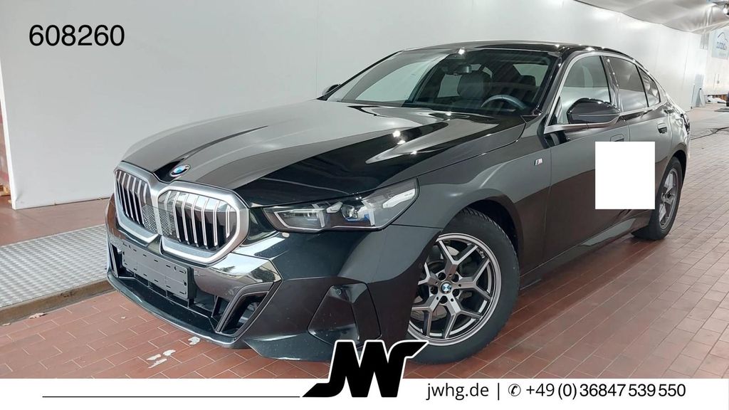 BMW 520 2024 г. Чёрный, пробег 47200 км