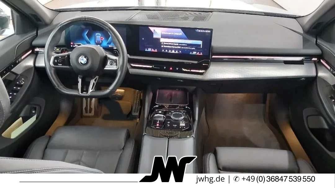 BMW 520 2024 г. Чёрный, пробег 47200 км
