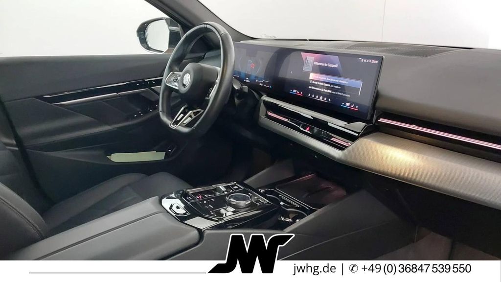 BMW 520 2024 г. Чёрный, пробег 47200 км