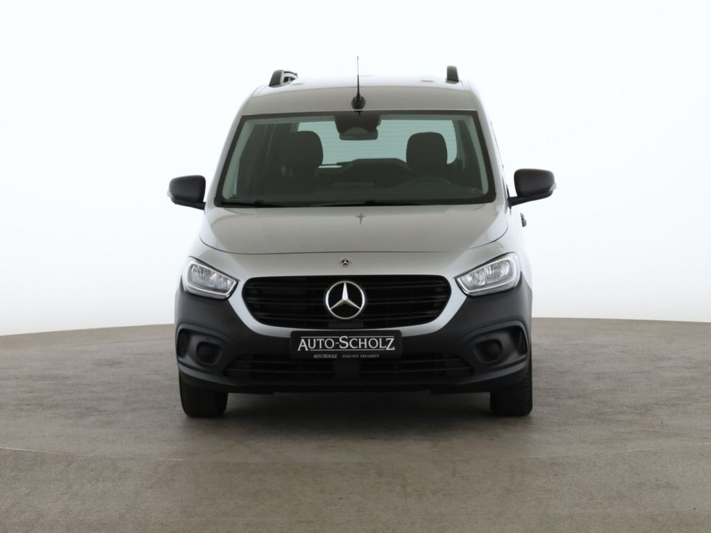 Mercedes-Benz Citan 2023 г. Серебристый, пробег 18243 км