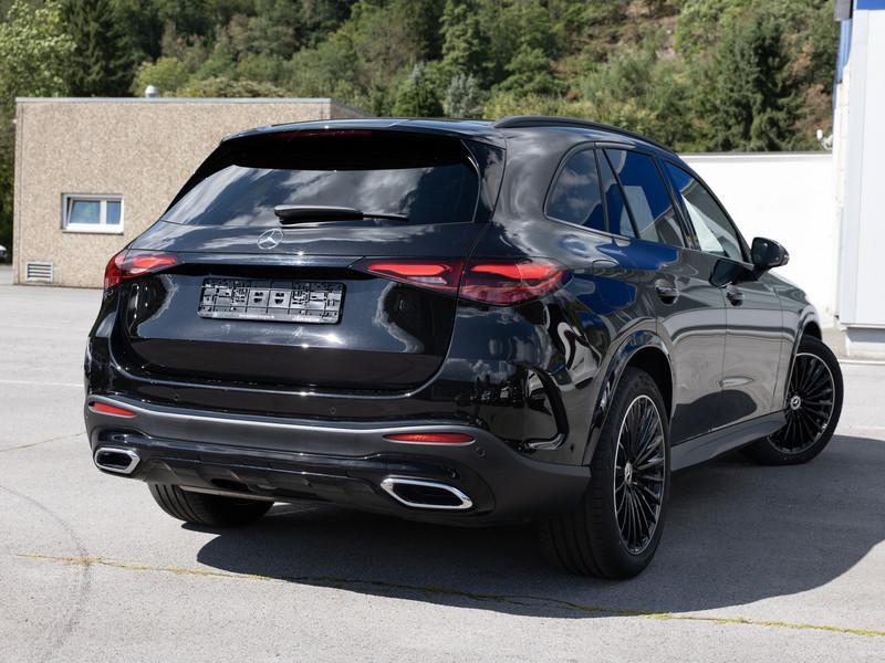 Mercedes-Benz GLC 220 2025 г. Чёрный, пробег 13140 км