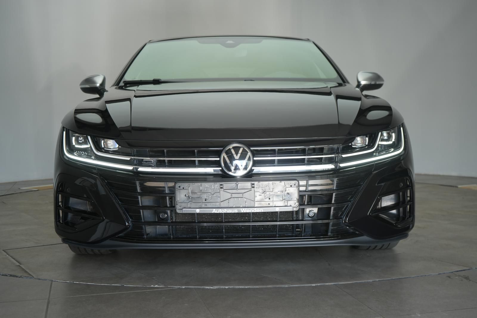 Volkswagen Arteon 2022 г. Чёрный, пробег 49000 км