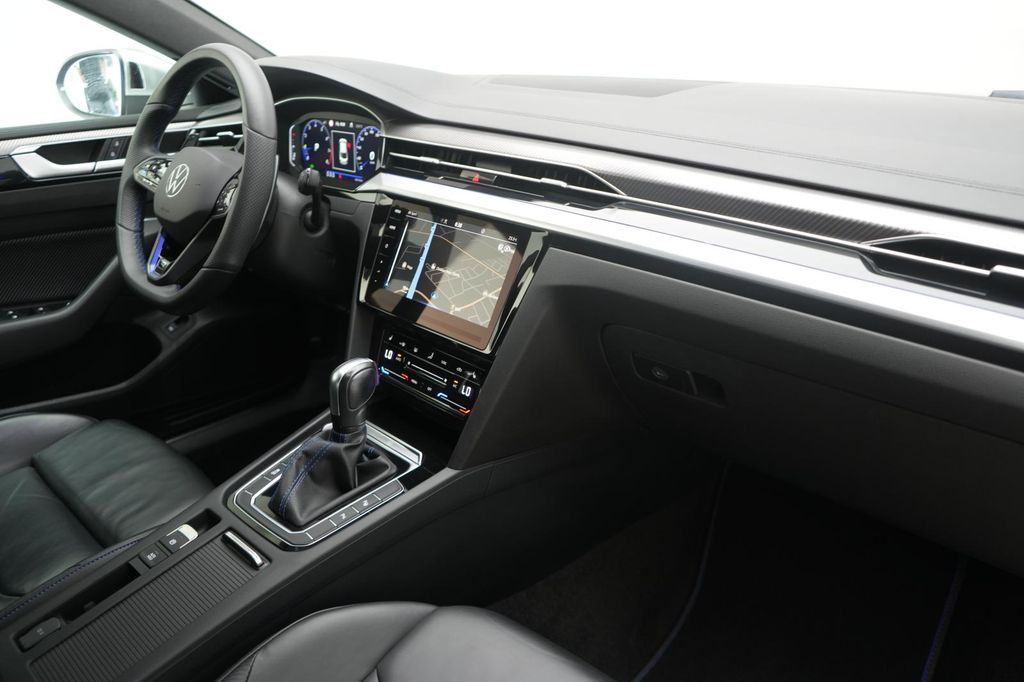 Volkswagen Arteon 2022 г. Чёрный, пробег 49000 км