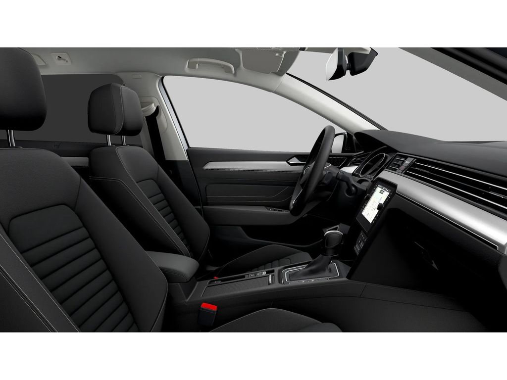 Volkswagen PASSAT VARIANT 2026 г. Серебристый, пробег 56094 км