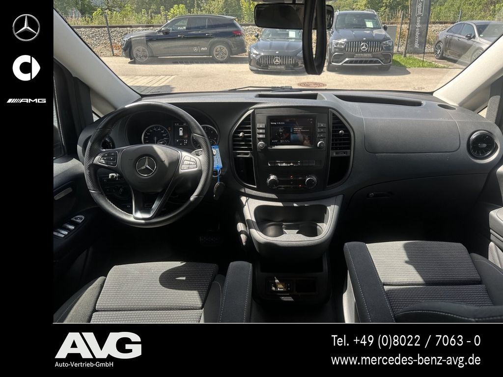Mercedes-Benz State Glow 2022 г. Чёрный, пробег 52100 км