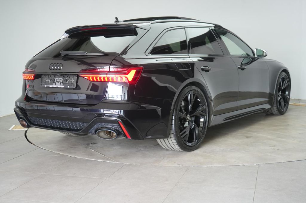 Audi RS6 2023 г. Чёрный, пробег 59000 км