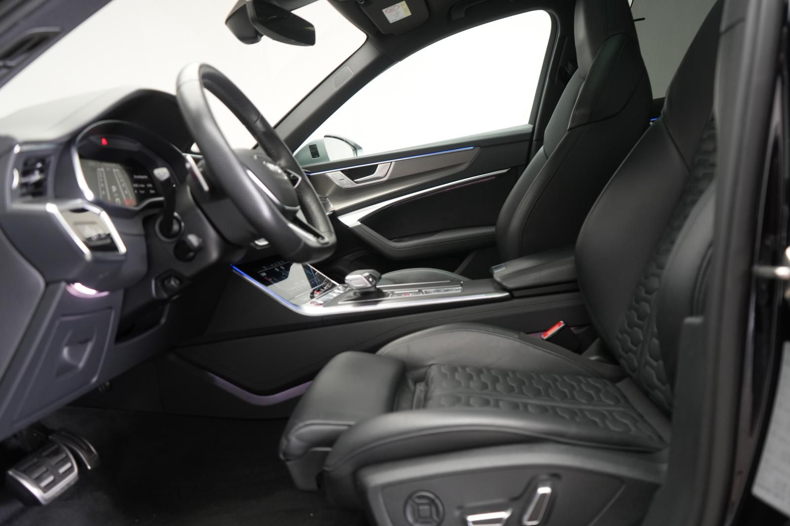 Audi RS6 2023 г. Чёрный, пробег 59000 км