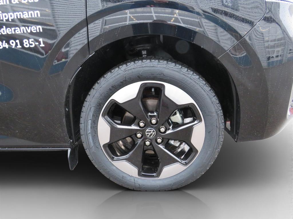 Volkswagen T7 CARAVELLE 2026 г. Чёрный, пробег 18860 км