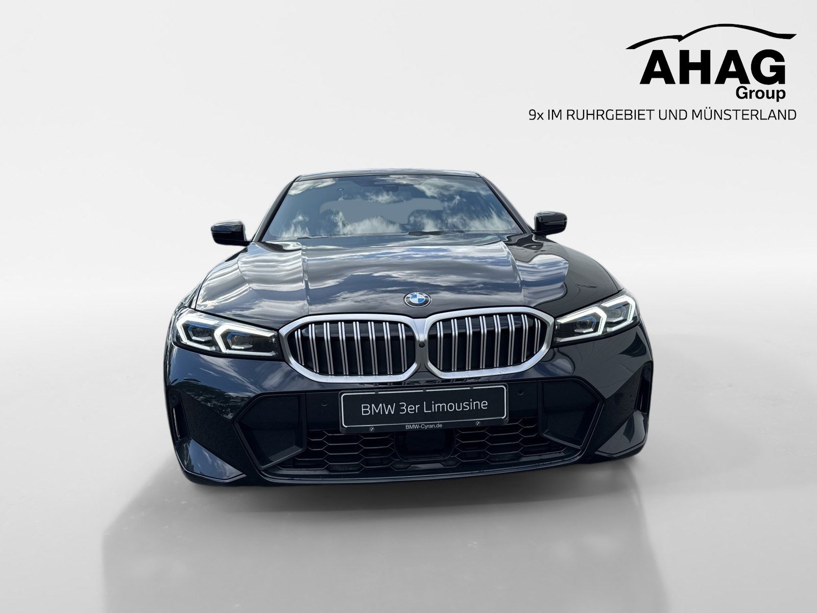 BMW 330 2025 г. Чёрный, пробег 15496 км
