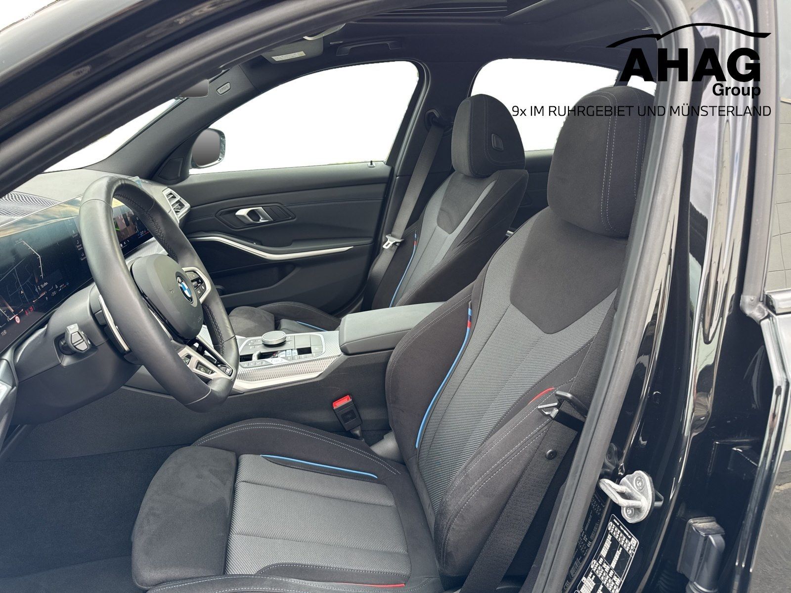 BMW 330 2025 г. Чёрный, пробег 15496 км