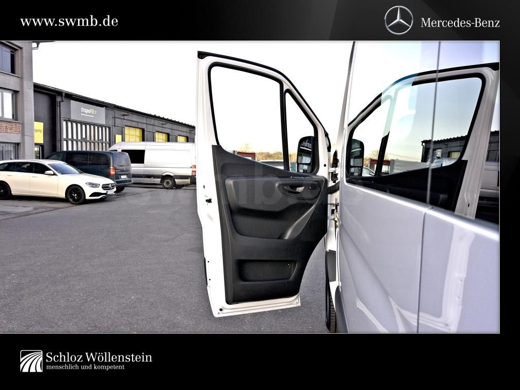 Mercedes-Benz SPRINTER 2023 г. Белый, пробег 41200 км