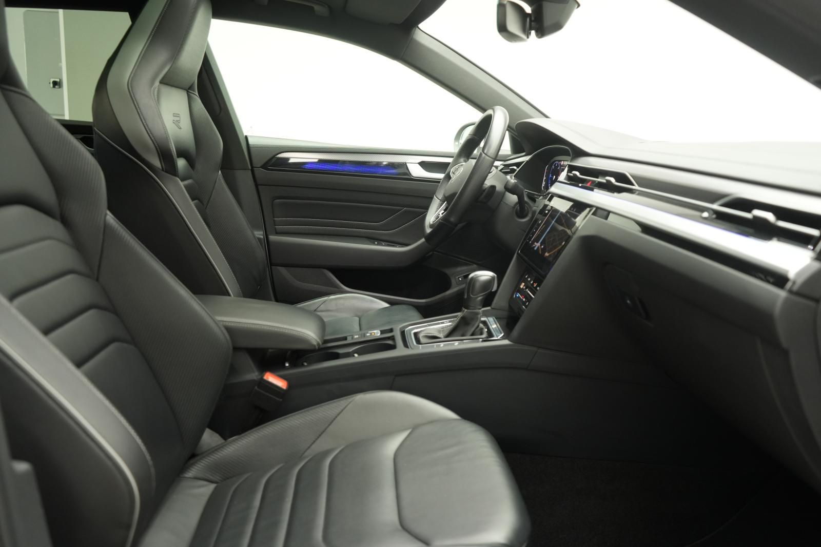 Volkswagen Arteon 2021 г. Белый, пробег 52000 км