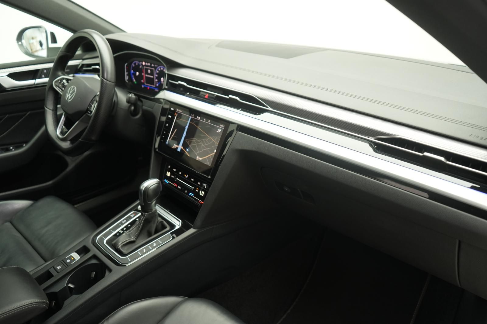 Volkswagen Arteon 2021 г. Белый, пробег 52000 км