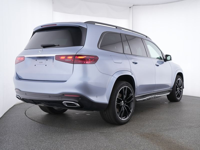 Mercedes-Benz GLS 450 2025 г. Синий, пробег 46900 км