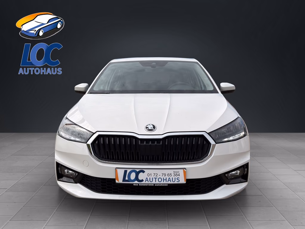 Skoda Fabia 2023 г. Белый, пробег 37034 км