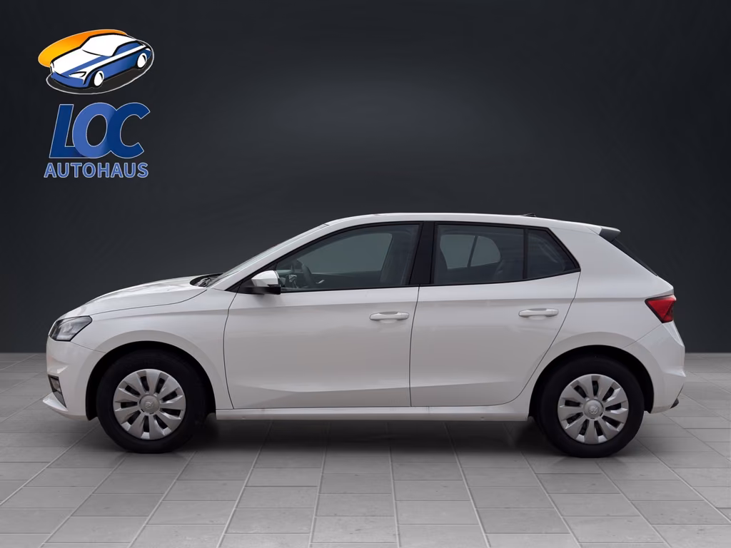 Skoda Fabia 2023 г. Белый, пробег 37034 км