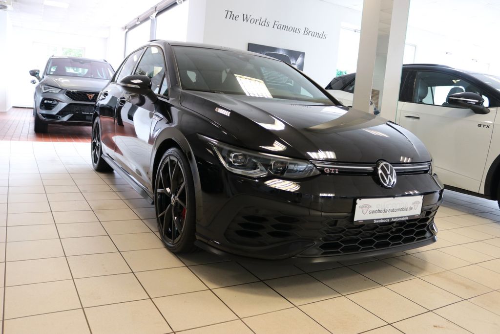 Volkswagen Golf 2023 г. Чёрный, пробег 39099 км