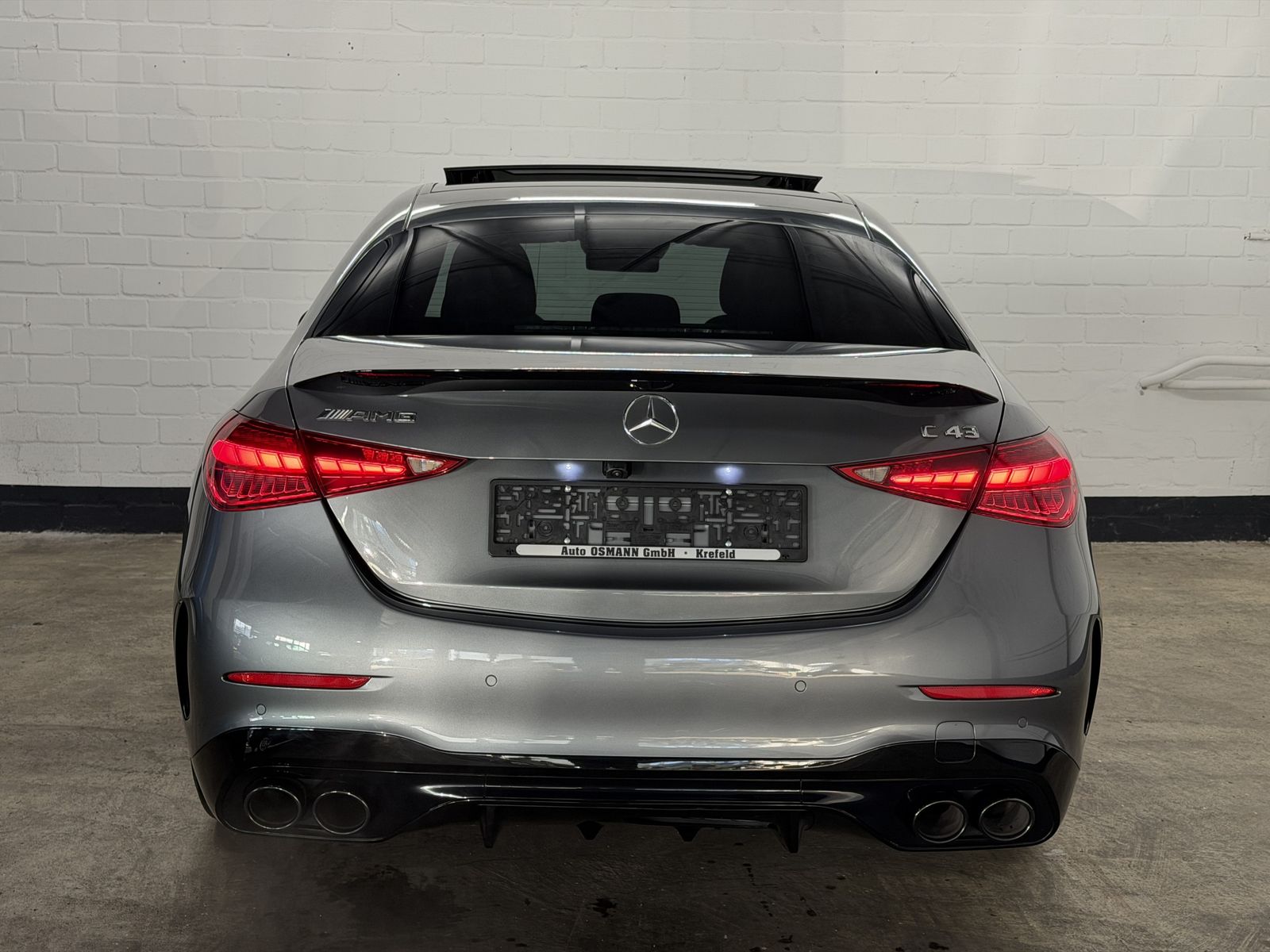 Mercedes-Benz C 43 AMG 2024 г. Серый, пробег 24100 км