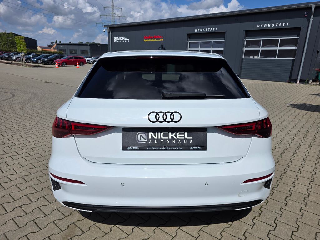 Audi A3 2022 г. Белый, пробег 36000 км