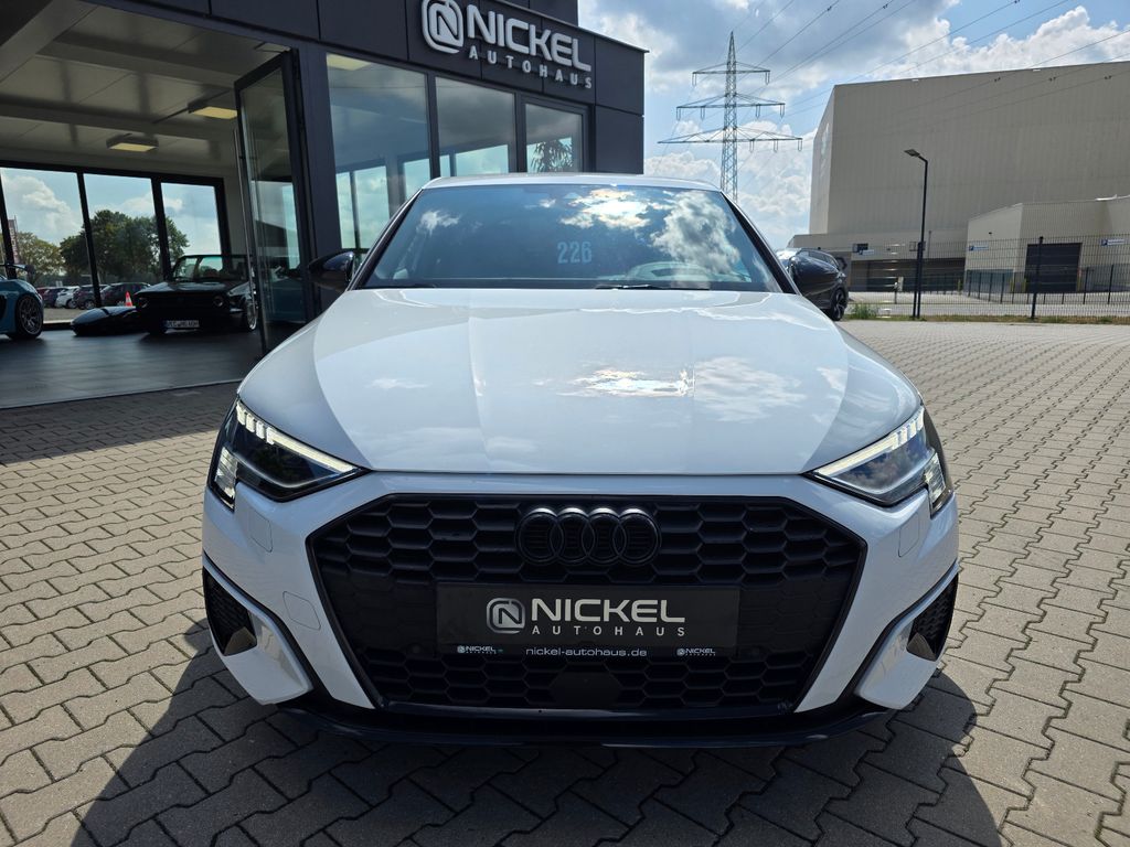Audi A3 2022 г. Белый, пробег 36000 км