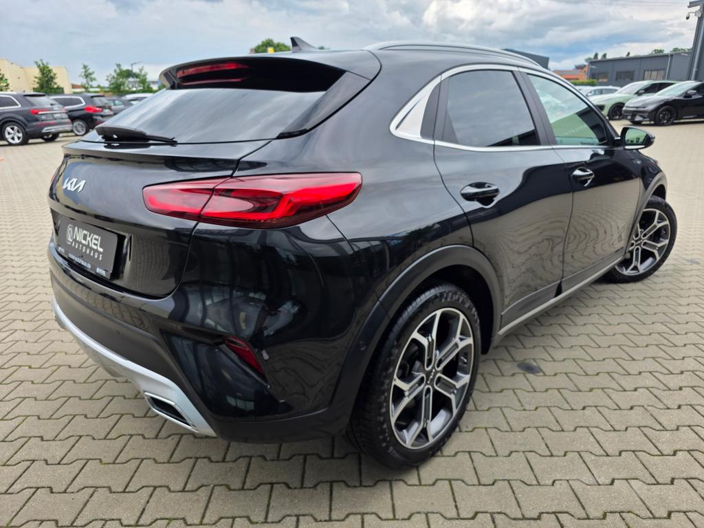 Kia XCeed 2022 г. Чёрный, пробег 49800 км