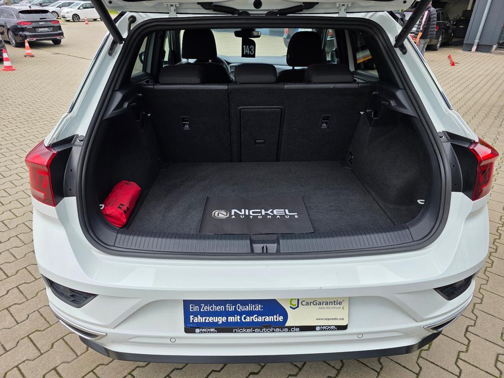 Volkswagen T-Roc 2022 г. Белый, пробег 57000 км