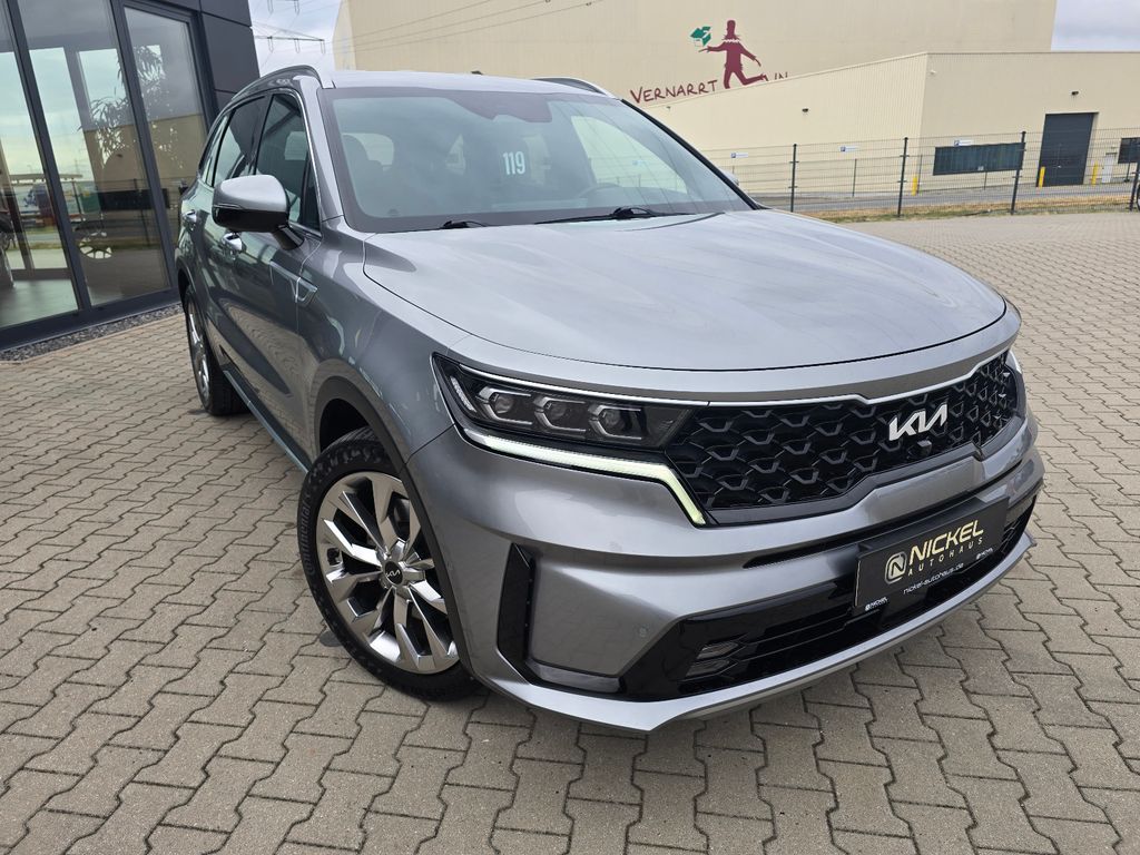 Kia Sorento 2022 г. Серый, пробег 56000 км
