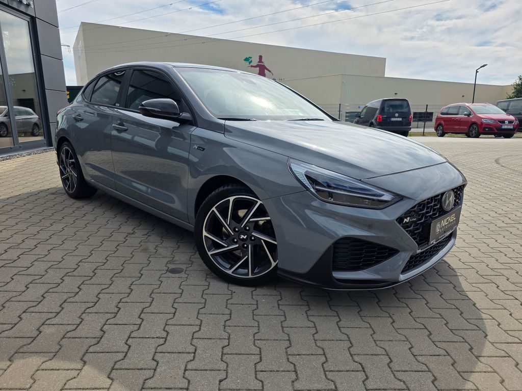 Hyundai i30 2021 г. Серый, пробег 48000 км
