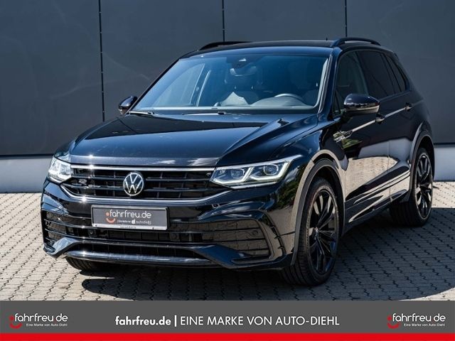 Volkswagen Tiguan 2023 г. Чёрный, пробег 35890 км