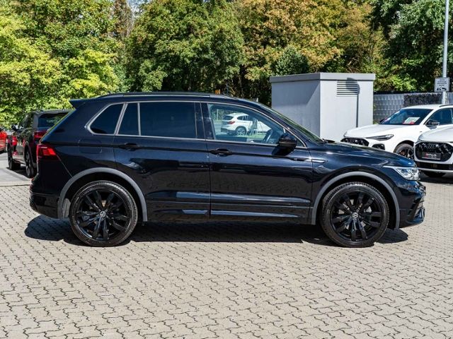 Volkswagen Tiguan 2023 г. Чёрный, пробег 35890 км