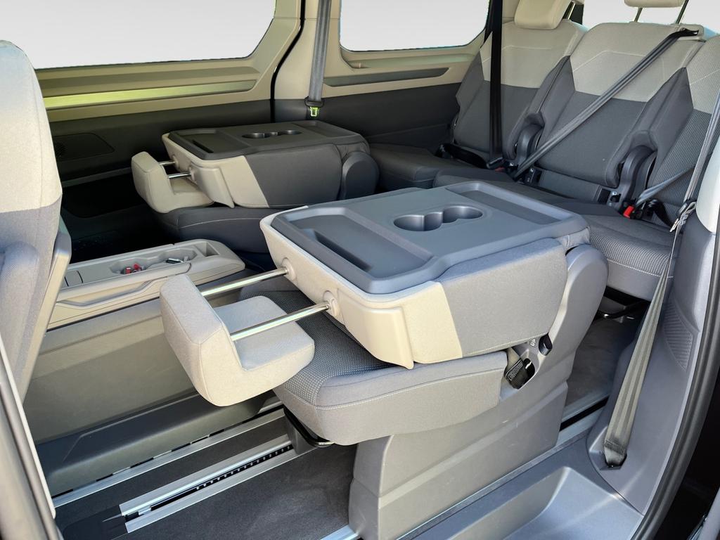 Volkswagen T7 MULTIVAN 2024 г. Чёрный, пробег 11509 км