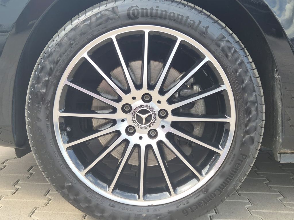 Mercedes-Benz V 250 2023 г. Чёрный, пробег 43583 км