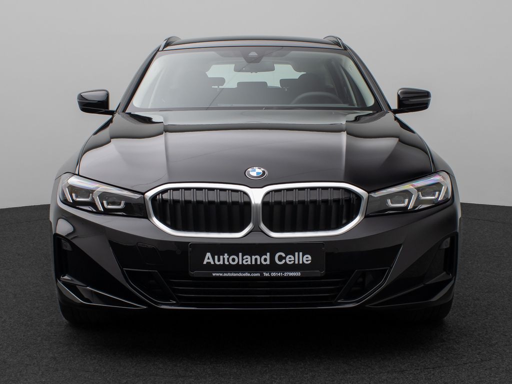 BMW 318 2025 г. Чёрный, пробег 11816 км