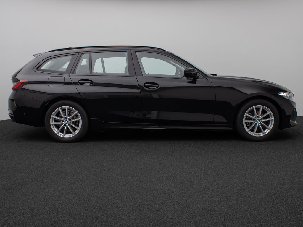 BMW 318 2025 г. Чёрный, пробег 11816 км