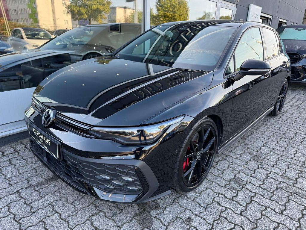 Volkswagen Golf 2025 г. Чёрный, пробег 57430 км