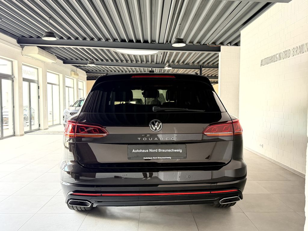 Volkswagen Touareg 2022 г. Коричневый, пробег 37651 км