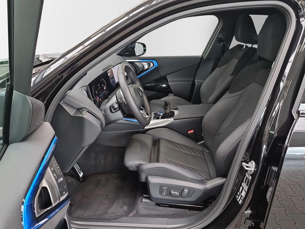 BMW X3 2026 г. Чёрный, пробег 6050 км