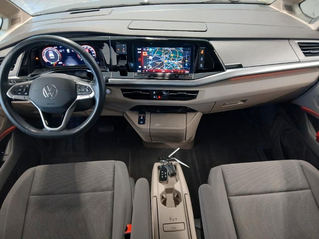 Volkswagen T7 MULTIVAN 2025 г. Серый, пробег 50500 км