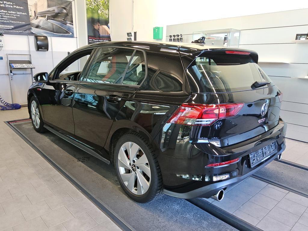 Volkswagen Golf 2024 г. Чёрный, пробег 29019 км