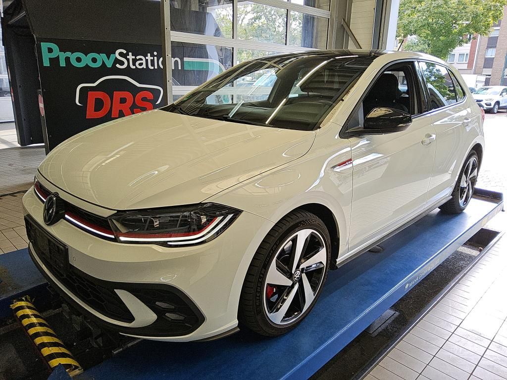 Volkswagen Polo 2023 г. Белый, пробег 38595 км
