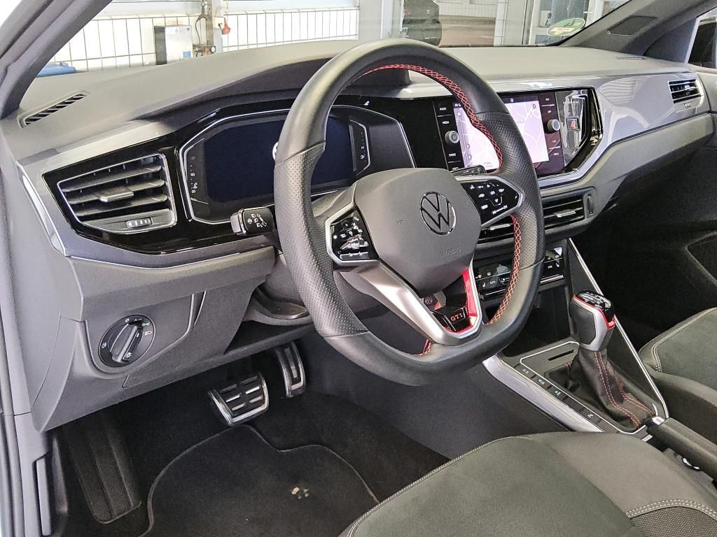 Volkswagen Polo 2023 г. Белый, пробег 38595 км