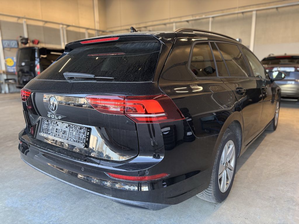 Volkswagen Golf 2025 г. Чёрный, пробег 24539 км