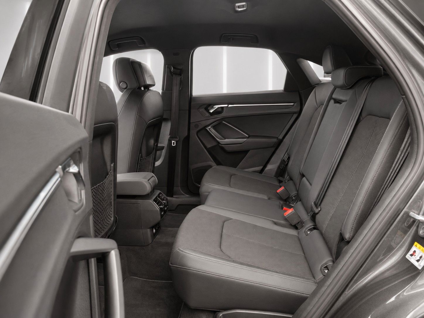 Audi Q3 2021 г. Серый, пробег 58000 км