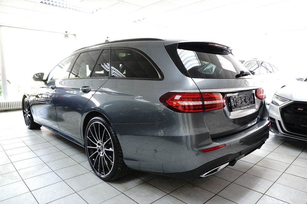 Mercedes-Benz E 450 2023 г. Серый, пробег 43411 км