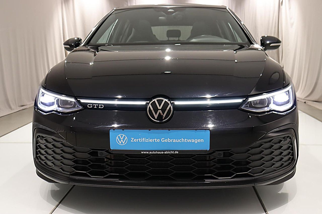 Volkswagen Golf 2022 г. Чёрный, пробег 41601 км