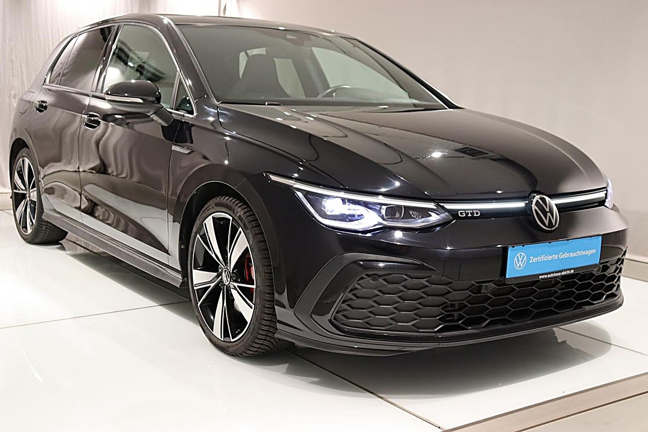 Volkswagen Golf 2022 г. Чёрный, пробег 41601 км
